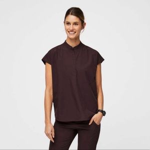 FIGS SCRUB SET SIZE L IN DARK FIG NWT